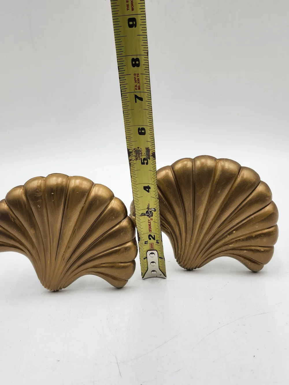 Vintage Metal Antique Gold Brass Shell Curtain Tie-Backs Hollywood Regency